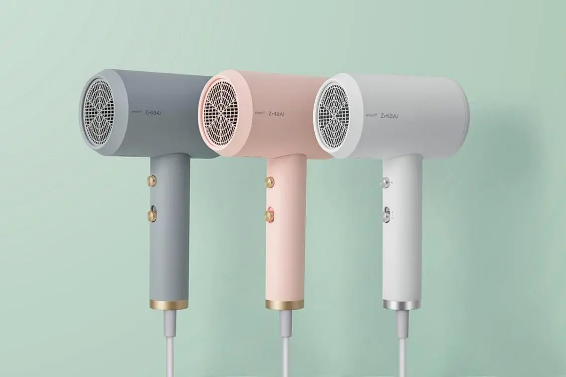 吹風(fēng)機(jī)非標(biāo)自動(dòng)化設(shè)備：結(jié)構(gòu)、使用注意事項(xiàng)及工作原理